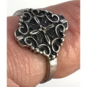 Stackable Silver Tone Filagree Ring Size 6